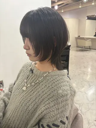 ミディアム レイヤー/ウルフ/ 縮毛矯正/照井友梨のヘアスタイル