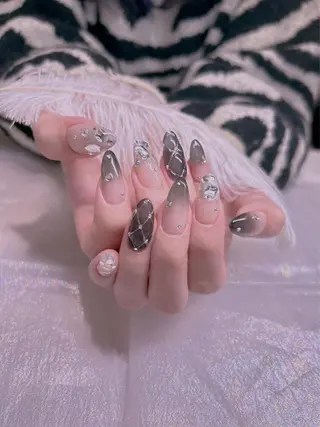 ネイル エムズ ハヤシのネイルデザイン