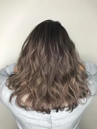 セミロング カラー 栗原  大輔のヘアスタイル