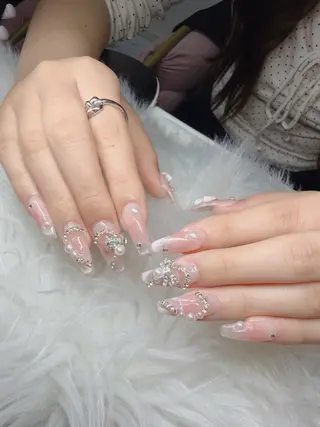 ネイル Lee Nailsのネイルデザイン