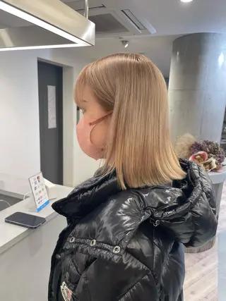 セミロング ♡似合わせハイトーン ♡maiのヘアスタイル