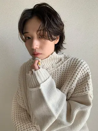 ミディアム 湯川 未咲希のヘアスタイル
