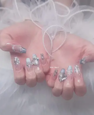 ネイル Hin Nailsのネイルデザイン