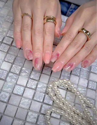 ミディアム めぐみのネイルサロン スタッフ練習のネイルデザイン