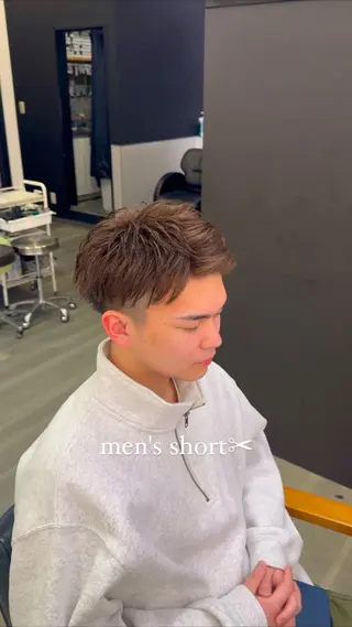 カラー メンズ 藤田 翔稀のヘアスタイル