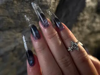 ロング ティキ Pono Nailsのネイルデザイン