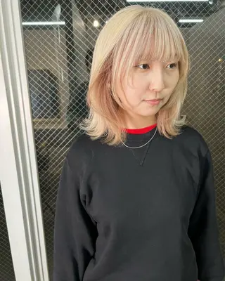 ショート カラー ヘアアレンジ lani ブリーチ /ダブルカラーのヘアスタイル