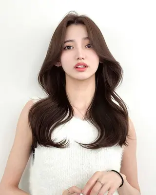 ロング 韓国ヘア　紗希 🦋のヘアスタイル