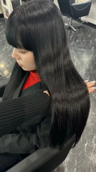 ロング stylist Momoのヘアスタイル