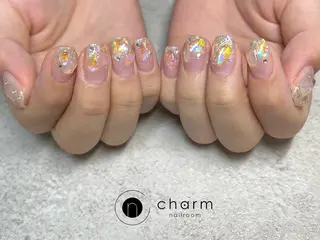 ネイル ネイルルーム チャームのネイルデザイン