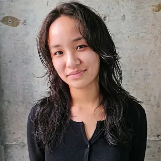 セミロング Salon de Chloe所属・イシグリ イチのヘアスタイル