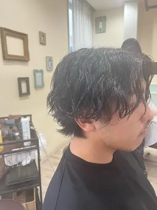 パーマ メンズ ショートボブモデル縮 毛艶髪津田パーマのヘアスタイル