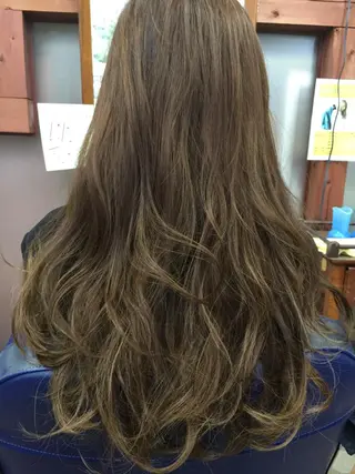 ロング カラー 中村 海のヘアスタイル