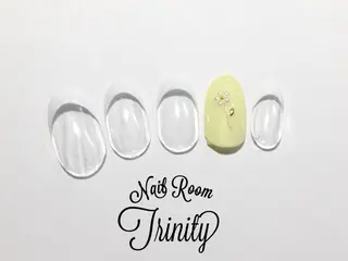 ネイル Trinity staffのネイルデザイン