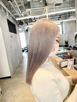ロング カラー ハイトーン×レイヤー ／遠藤将太のヘアスタイル