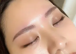 アイブロウ . ASUKAの眉毛・アイブロウイメージ