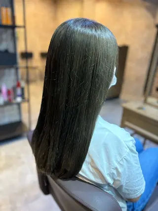 ショート カラー 高田 智幸のヘアスタイル