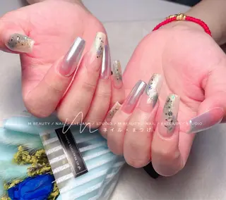 ネイル M🌷nail 長さだし専門店のネイルデザイン