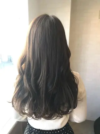 ロング カラー (スタイリスト)牧 好美のヘアスタイル