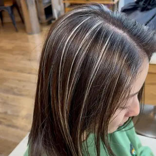 ミディアム カラー 🌈ハイライト特化 🌈 🐶ノザワ🐶のヘアスタイル