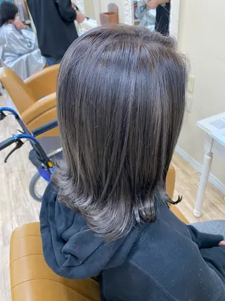 カラー SALOWIN栄 高須大貴のヘアスタイル