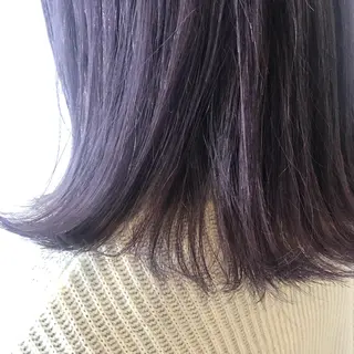 ミディアム カラー Rina のヘアスタイル