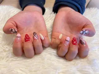 ネイル Betty❤︎ ネイル＆よもぎ蒸しのネイルデザイン