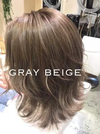 セミロング カラー 三代 ゆりあのヘアスタイル