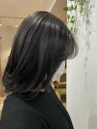 ミディアム カラー 山田 梓のヘアスタイル