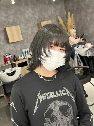 ロング カラー パーマ ヘアアレンジ メンズ キッズ ネイル マツエク・マツパ アイブロウ 🐺ウルフ×ハイトー ン🖤Yukinoのヘアスタイル