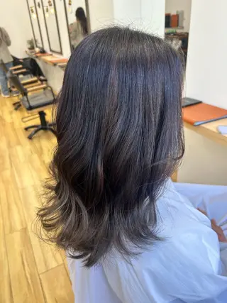 カラー chinatsu 。のヘアスタイル