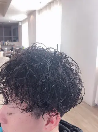 パーマ メンズ 榧木 萌香のヘアスタイル
