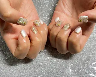 ネイル VIERU 🌈🎀💖のネイルデザイン