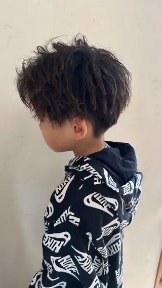 メンズ TELA HAIR 副代表RIKUのヘアスタイル