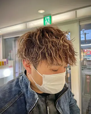 ショート パーマ 韓国/レイヤーカット 顔周り/廣瀬達哉のヘアスタイル