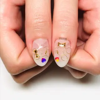 ネイル VOGUE ×SWANのネイルデザイン