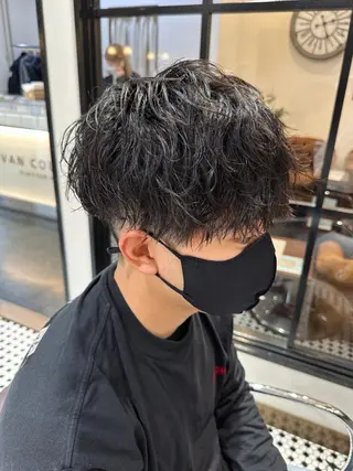ミディアム パーマ メンズ 榊原 貫太のヘアスタイル