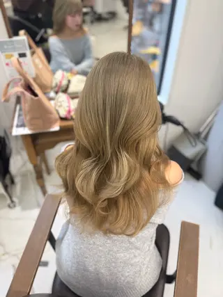 カラー ミニヨン高の原店所属・木村 有希のヘアスタイル