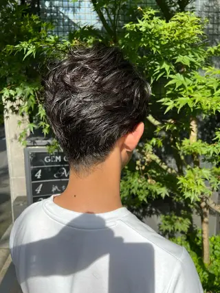 ショート パーマ 吉ヶ別符 亮祐のヘアスタイル
