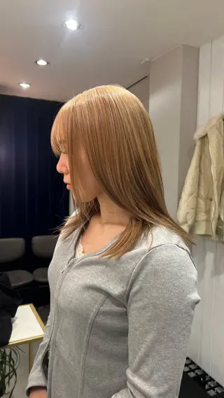 セミロング カラー ☆ HARUKA ☆のヘアスタイル