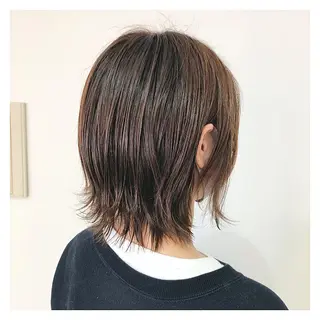 ミディアム カラー 癖毛、多毛の方歓迎 三浦　麻衣のヘアスタイル