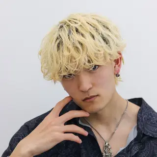ミディアム カラー メンズ 渋谷のブリーチカラー シェフ🧑‍🍳蓮のヘアスタイル