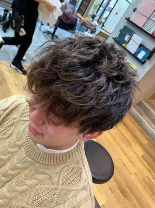 パーマ メンズ 天野 開のヘアスタイル