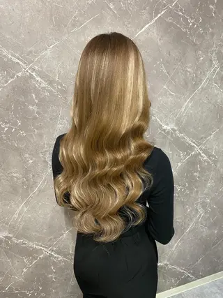 ミディアム Yu シールエクステのヘアスタイル