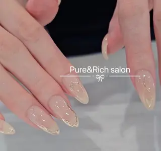 ネイル Pure&Rich Nailのネイルデザイン