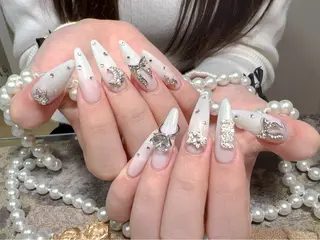 ネイル MoaNail🫶 Yoshiのネイルデザイン