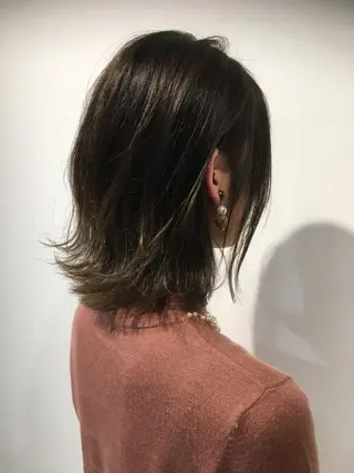 ショート カラー ヘアアレンジ 【白髪ぼかし】 矢内　夏輝のヘアスタイル