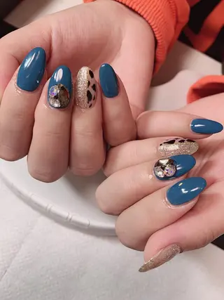 ネイル Cutil. Nail🌈のネイルデザイン