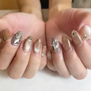 ネイル STELLA 大西南帆のマツエク・マツパデザイン