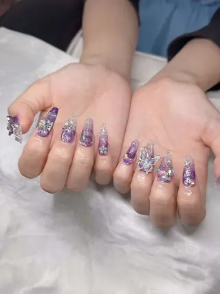 ネイル Lee Nailsのネイルデザイン